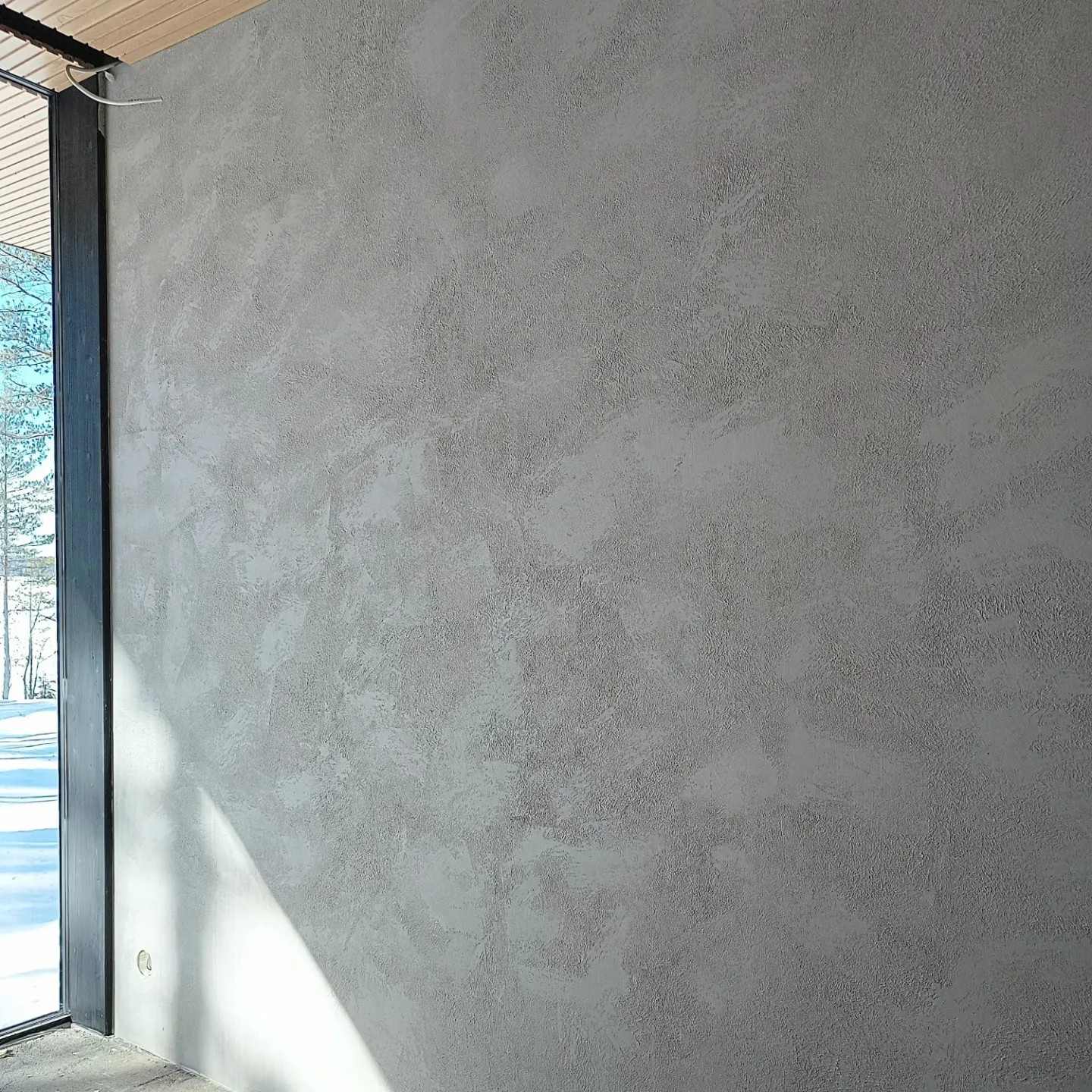 76 m² sisäseinien pinnoitus SBL Travertine sisustuslaastilla